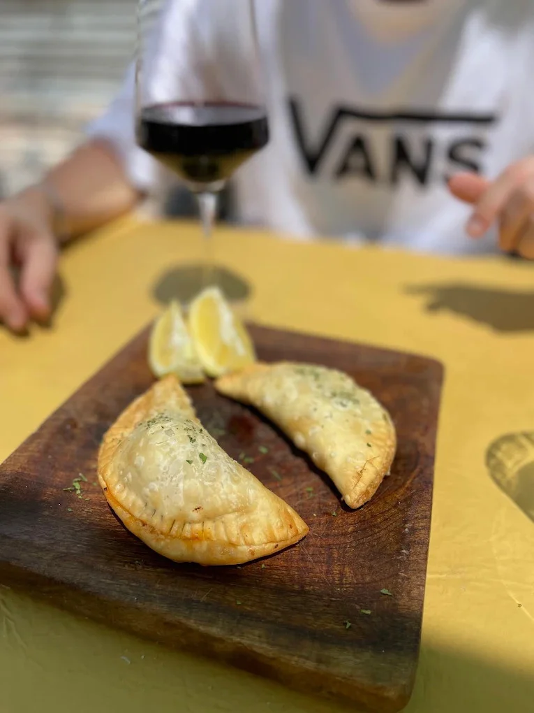 Empanada frita de carne